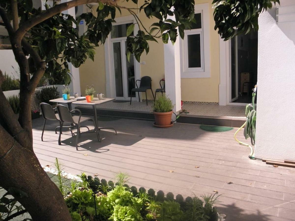 Sunny Orange Garden Apartment In Central Lisboa Exterior foto